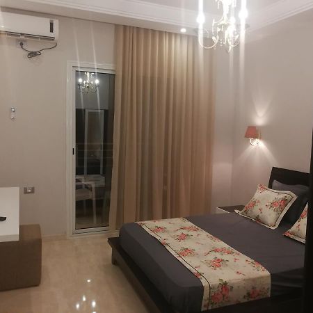 London House Aparthotel Μπιζέρτα Εξωτερικό φωτογραφία