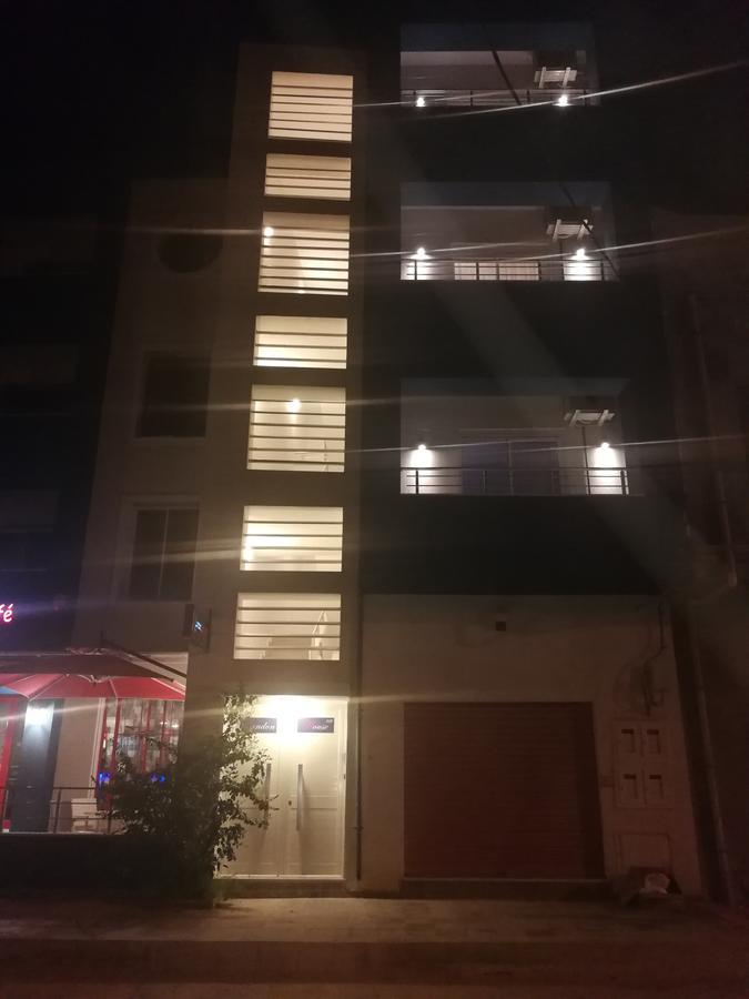London House Aparthotel Μπιζέρτα Εξωτερικό φωτογραφία