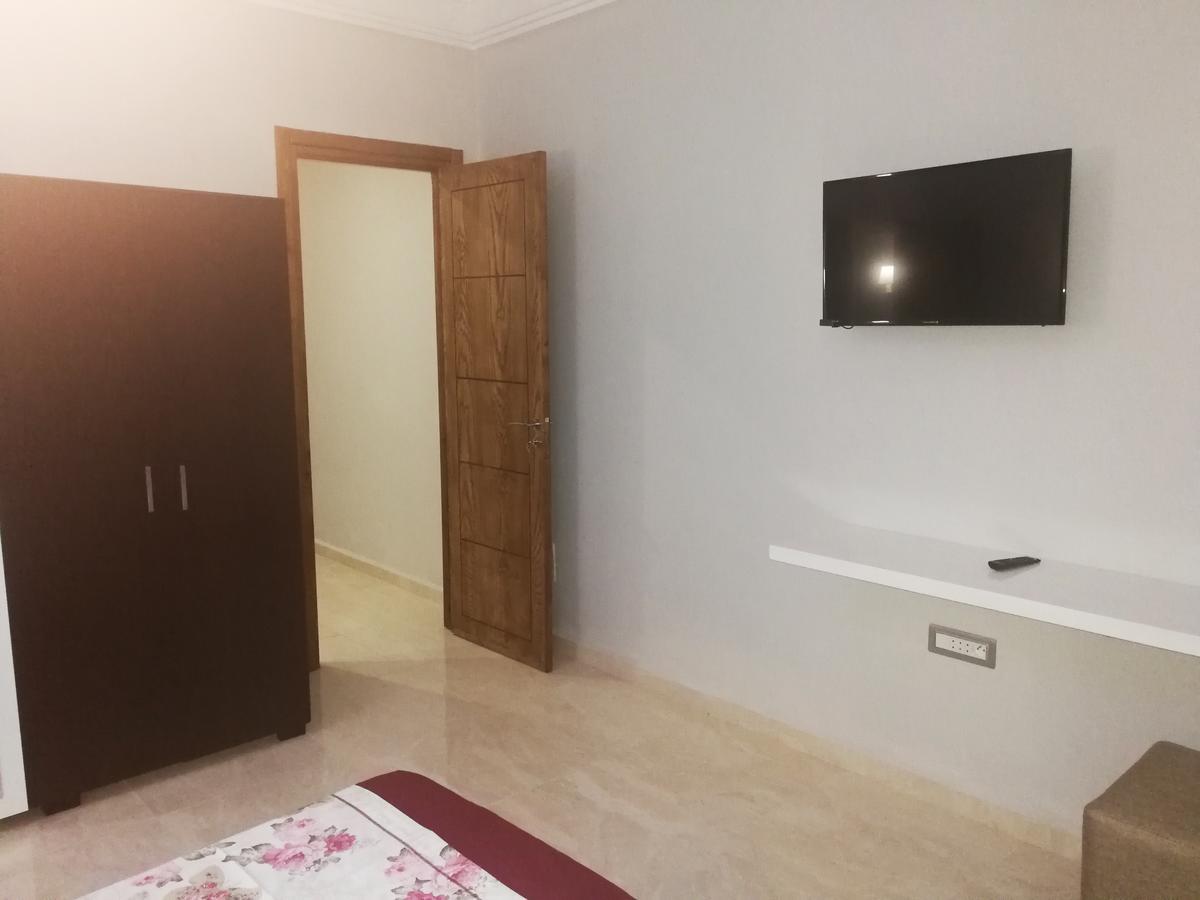 London House Aparthotel Μπιζέρτα Εξωτερικό φωτογραφία