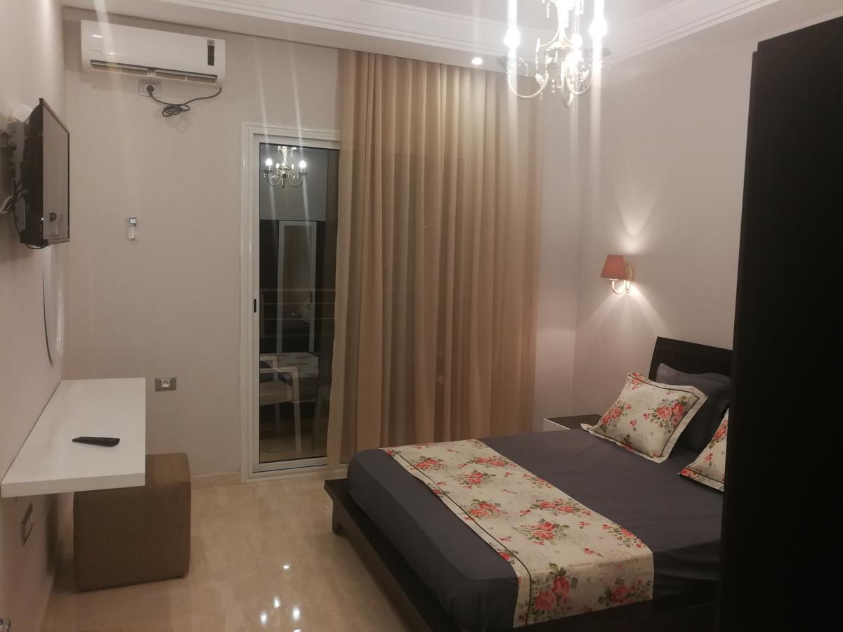 London House Aparthotel Μπιζέρτα Εξωτερικό φωτογραφία